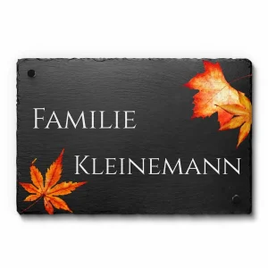 Schiefer Tafel mit Namen bunt bedruckt