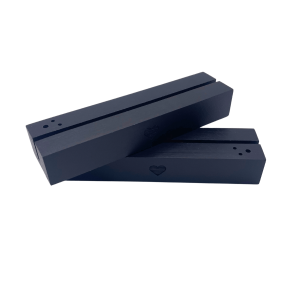 Karten-und Blumenständer aus Holz mit Herz, Schwarz, 2er Set, Eulenschnitt